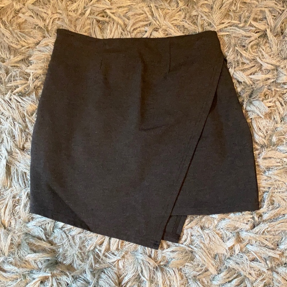 TOBI MINI SKIRT🌟